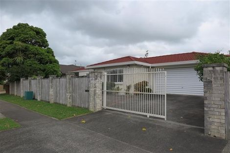 Photo of property in 1/72 Millhouse Drive, Northpark, Auckland, 2013