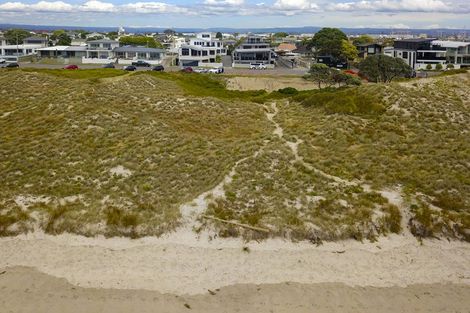 Photo of property in 1/203 Marine Parade, Mount Maunganui, 3116