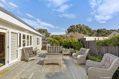 Photo of property in 70 Dundas Street, Seatoun, Wellington, 6022