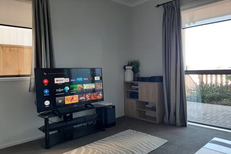 Photo of property in 44 Pukewhero Rise, Westgate, Auckland, 0614