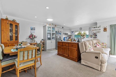 Photo of property in 32a Centreway Road, Orewa, 0931