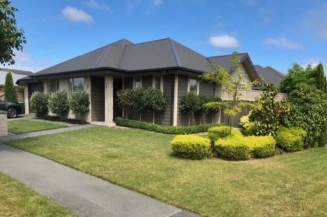 Photo of property in 75 Mcmahon Drive, Aidanfield, Christchurch, 8025
