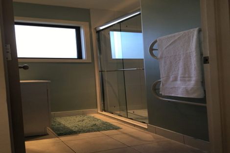 Photo of property in 6a Watts Road, Fernhill, Queenstown, 9300