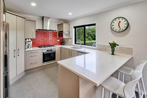 Photo of property in 116 Kirton Drive, Riverstone Terraces, Upper Hutt, 5018