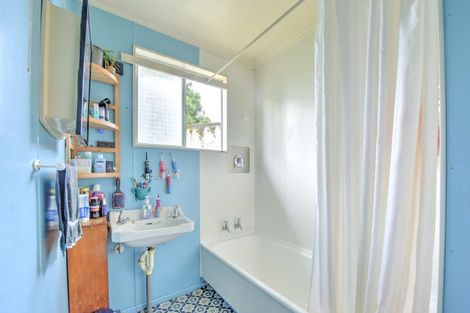 Photo of property in 54 Hunter Street, Edendale, 9825