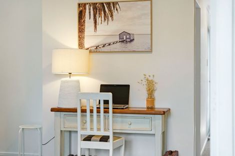 Photo of property in 30 Ruru Street, Waikanae, 5036