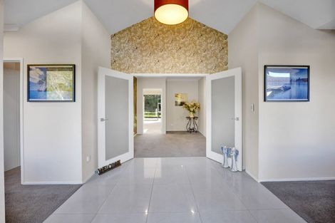 Photo of property in 1058 Mangorei Road, Mangorei, New Plymouth, 4371