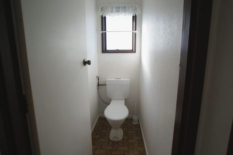 Photo of property in 2/4 Church Street, Onehunga, Auckland, 1061