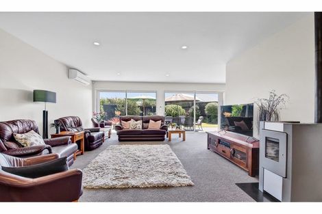 Photo of property in 8 Wisteria Lane, Rangiora, 7400