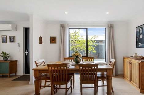 Photo of property in 31a Gamblins Road, Saint Martins, Christchurch, 8022