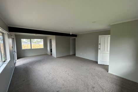 Photo of property in 1/59 Archibald Road, Kelston, Auckland, 0602