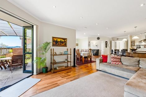 Photo of property in 20 Anchorite Way, Red Beach, 0932