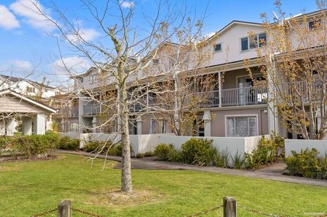 Photo of property in The Rise, 8/11 Hatfield Place, Albany Heights, Auckland, 0632