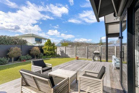 Photo of property in 121 Charleston Avenue, Whangamata, 3620