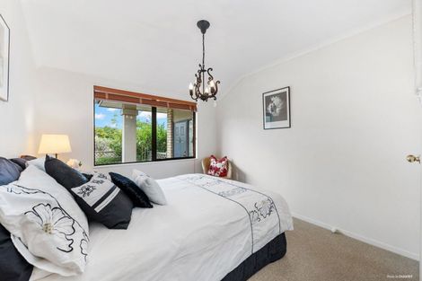Photo of property in 2 Stellamaris Way, Shamrock Park, Auckland, 2013
