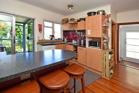 Photo of property in 52 Olliviers Road, Phillipstown, Christchurch, 8011