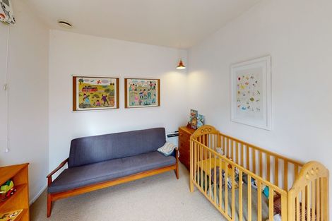 Photo of property in 1 Bedford Street, Northland, Wellington, 6012