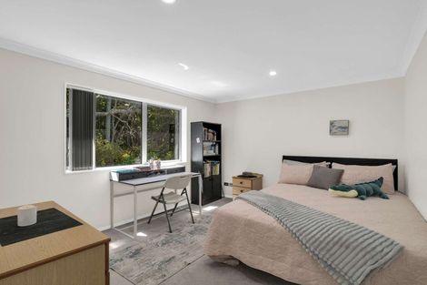 Photo of property in 114b Everglade Drive, Totara Heights, Auckland, 2105