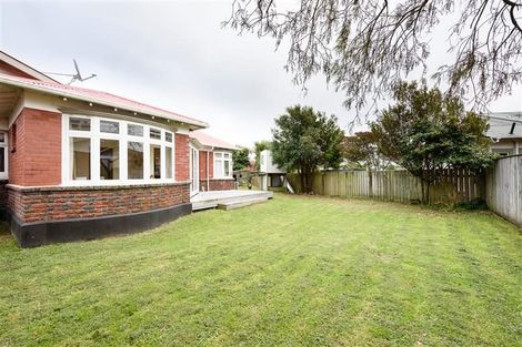 Photo of property in 95 Pohutukawa Street, Woburn, Lower Hutt, 5011