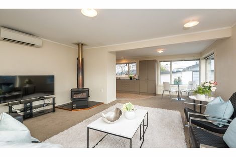 Photo of property in 410 Breezes Road, Aranui, Christchurch, 8061