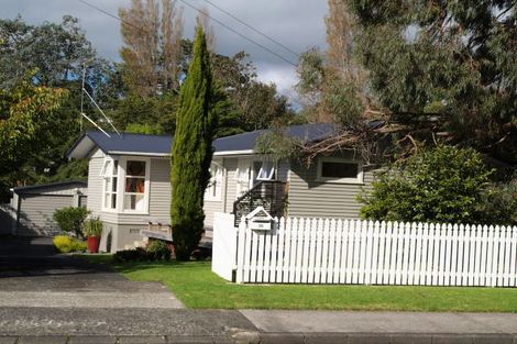 Photo of property in 10 Wood Avenue, Howick, Auckland, 2014