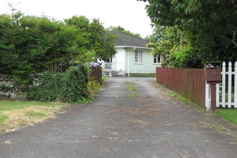 Photo of property in 24 Dalry Place, Mangere Bridge, Auckland, 2022