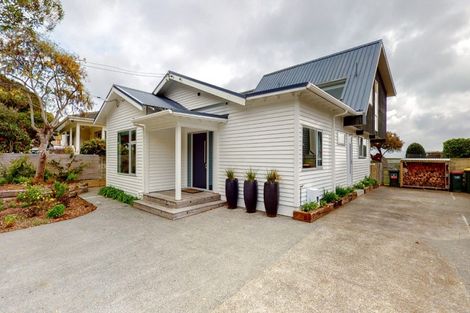 Photo of property in 436 Muritai Road, Eastbourne, Lower Hutt, 5013