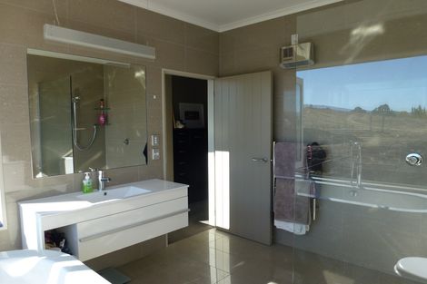 Photo of property in 46 Letts Gully Road, Letts Gully, Alexandra, 9393