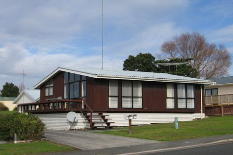 Photo of property in 8 Kauri Crescent, Snells Beach, 0920