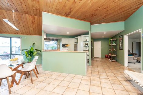 Photo of property in 6 Earls Court, Hillcrest, Hamilton, 3216