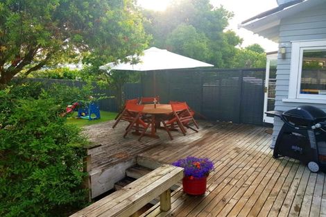 Photo of property in 40 Lambeth Road, Mount Eden, Auckland, 1041