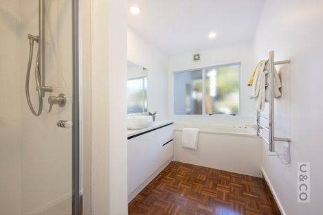 Photo of property in 4 Vintners Close, Huapai, Kumeu, 0810