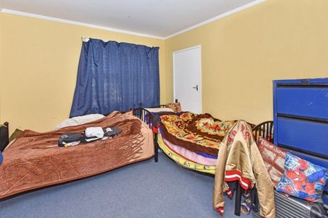 Photo of property in 30 President Avenue, Papakura, 2110