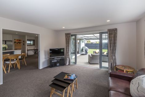 Photo of property in 14 Bayliss Drive, Kaiapoi, 7630