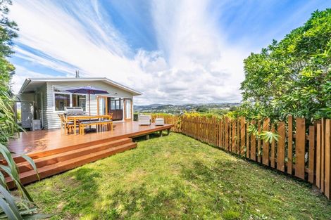 Photo of property in 61 Mana View Road, Paremata, Porirua, 5026