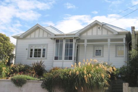 Photo of property in 3 Glendavar Street, Berhampore, Wellington, 6023