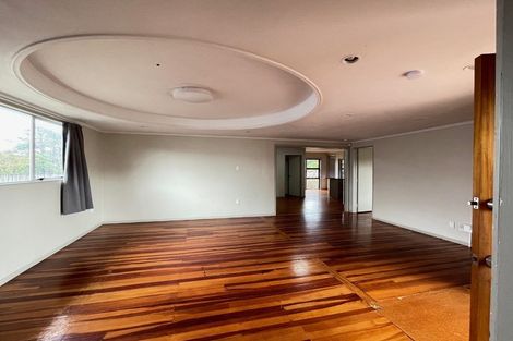 Photo of property in 99 Vodanovich Road, Te Atatu South, Auckland, 0610