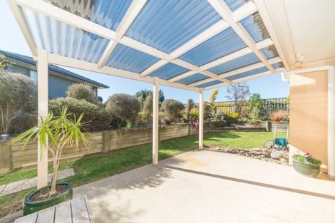 Photo of property in 8 Shakespeare Way, Kelvin Grove, Palmerston North, 4414
