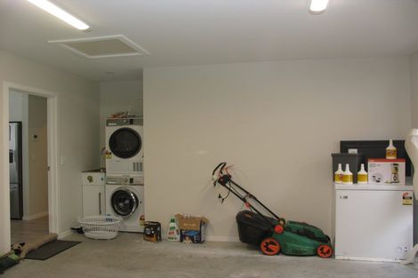 Photo of property in 25 Bale Road, Jacks Point, 9371