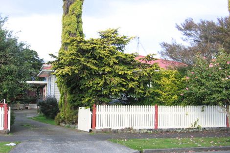 Photo of property in 41 Waterloo Crescent, Hokowhitu, Palmerston North, 4410
