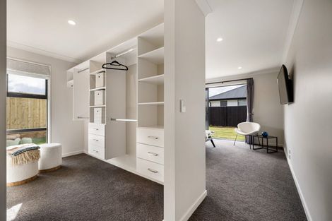 Photo of property in 16 Dollar Place, Prebbleton, 7604