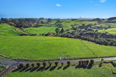 Photo of property in 151 Pheney Road, Omata, New Plymouth, 4374