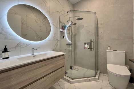 Photo of property in 27d Dawnhaven Drive, Te Atatu Peninsula, Auckland, 0610