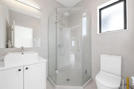 Photo of property in 83 Drumbuoy Drive, Flat Bush, Auckland, 2019