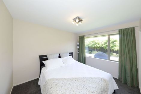 Photo of property in 43 Putake Drive, Parklands, Christchurch, 8083