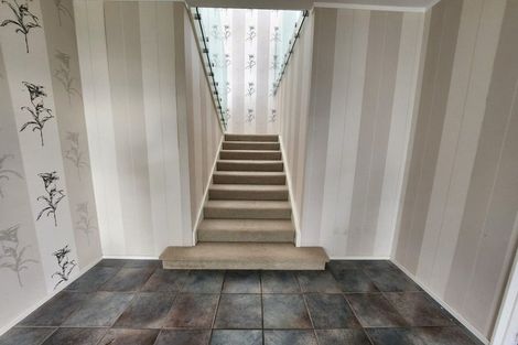 Photo of property in 6 The Anchorage, Sunnyhills, Auckland, 2010