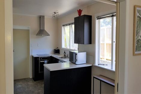 Photo of property in 18 Tonkin Drive, Sunnynook, Auckland, 0620