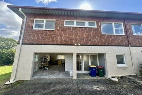 Photo of property in 1/5 Braemar Road, Castor Bay, Auckland, 0620