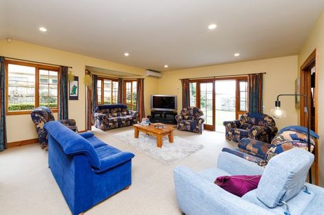 Photo of property in 8a Camden Street, Feilding, 4702