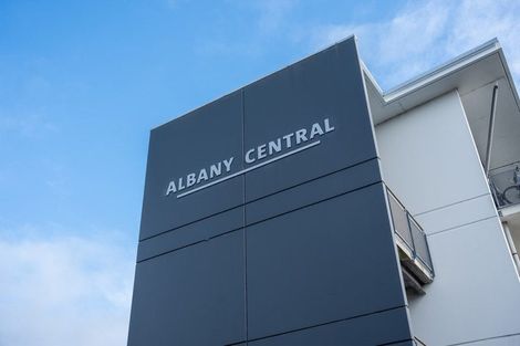 Photo of property in Albany Central, 6a/210 Dairy Flat Highway, Albany, Auckland, 0632